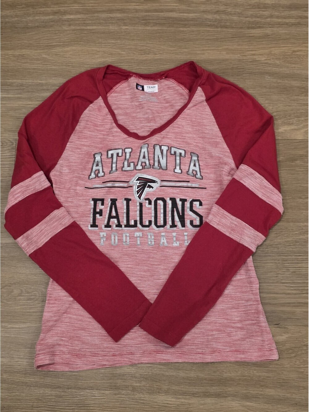 NFL Team Apparel Atlanta Falcons Red Striped Raglan Shirt Womens Small